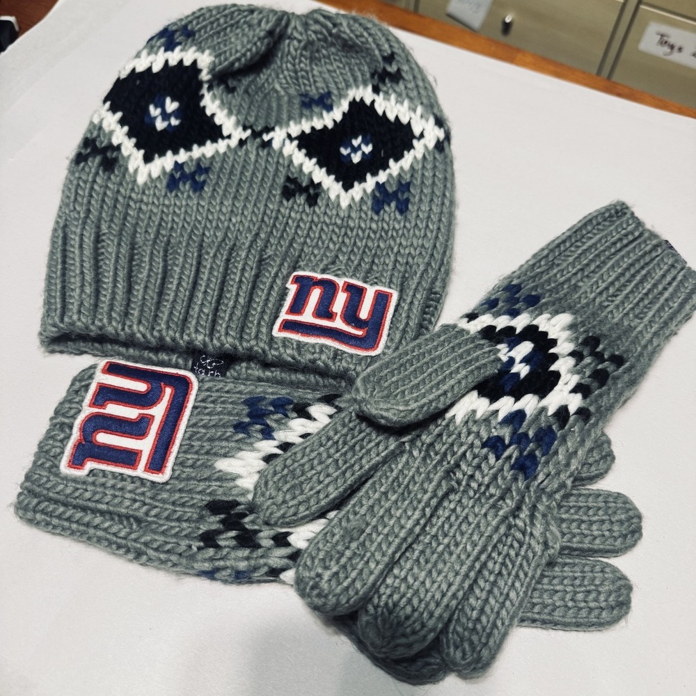 Touch by Alyssa Milano NY Giants Knit Beanie Hat and Gloves Set Grey Fair Isle